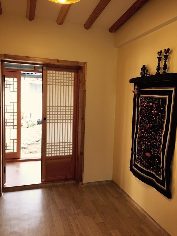 Jeonju Indigo Hanok Guesthouse Værelse billede